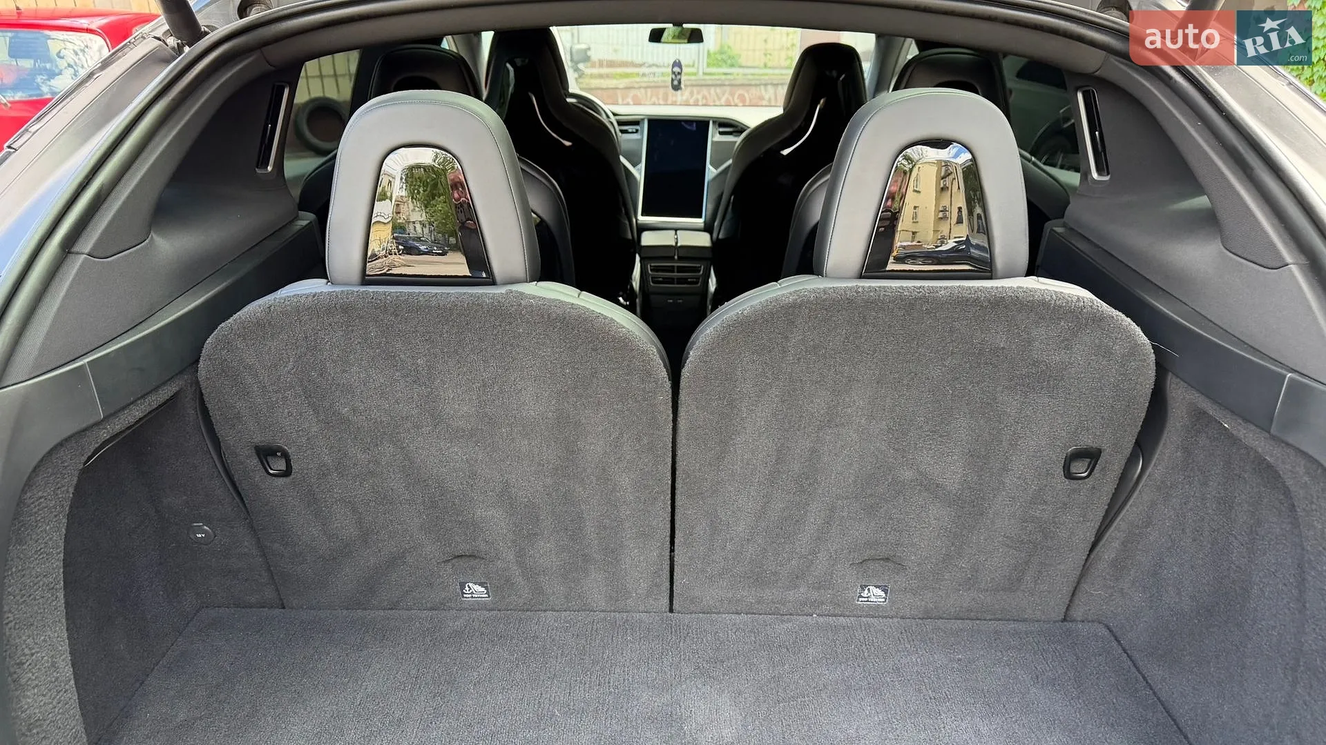 2016 Tesla Model X - мініатюра 9