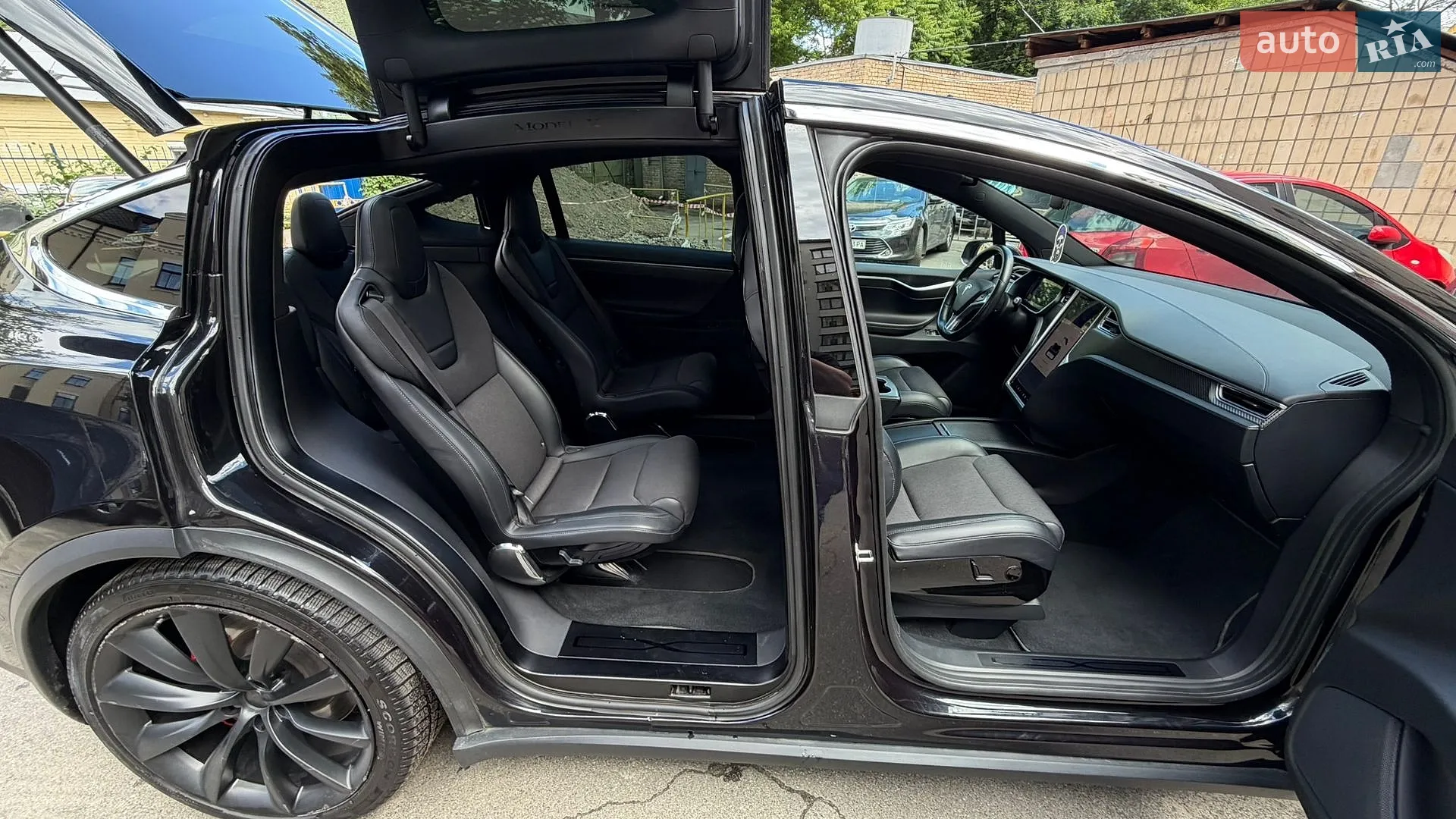 2016 Tesla Model X - мініатюра 13