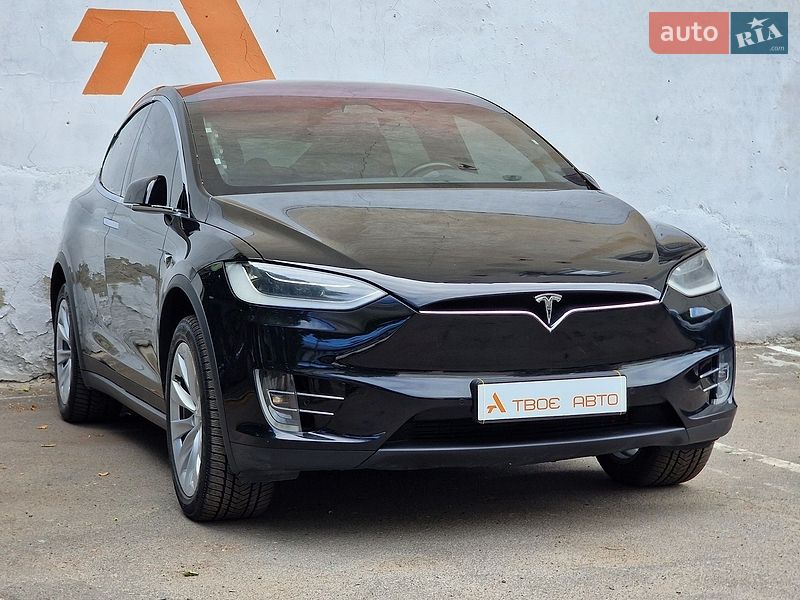 Внедорожник / Кроссовер Tesla Model X 2017 в Одессе