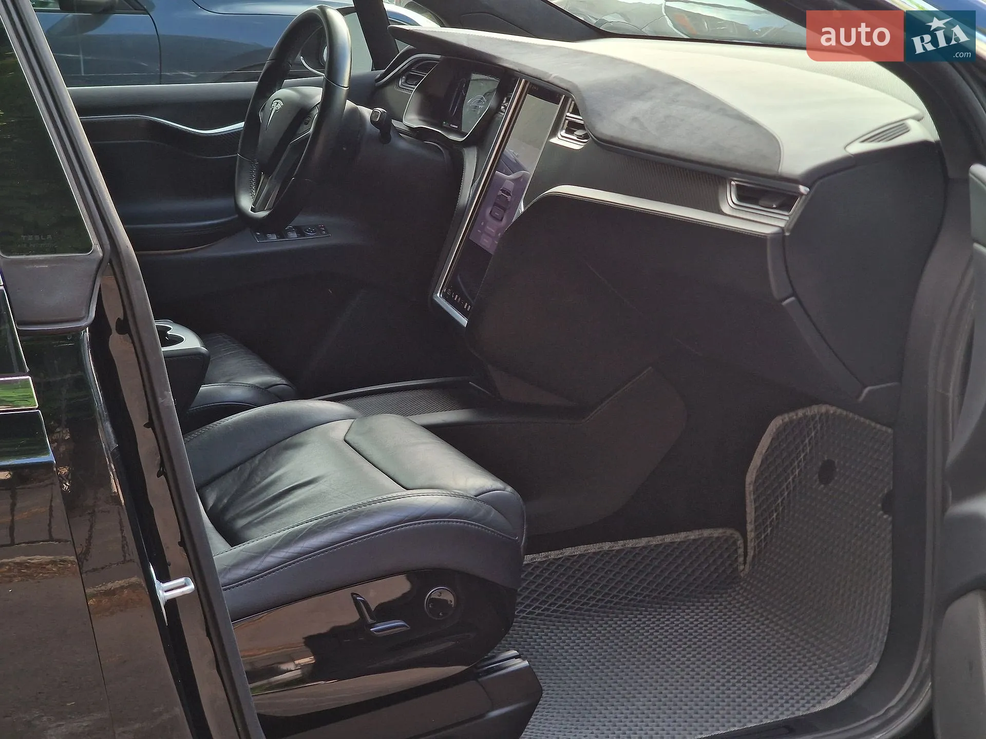 2017 Tesla Model X - мініатюра 43