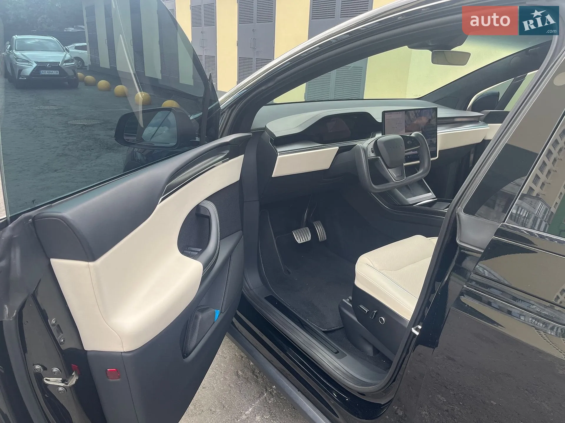 2022 Tesla Model X - мініатюра 16