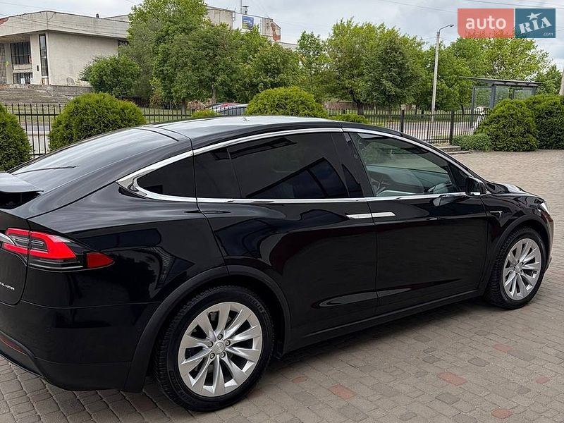 Внедорожник / Кроссовер Tesla Model X 2019 в Луцке фото 5 Внедорожник / Кроссовер Tesla Model X 2019 в Луцке