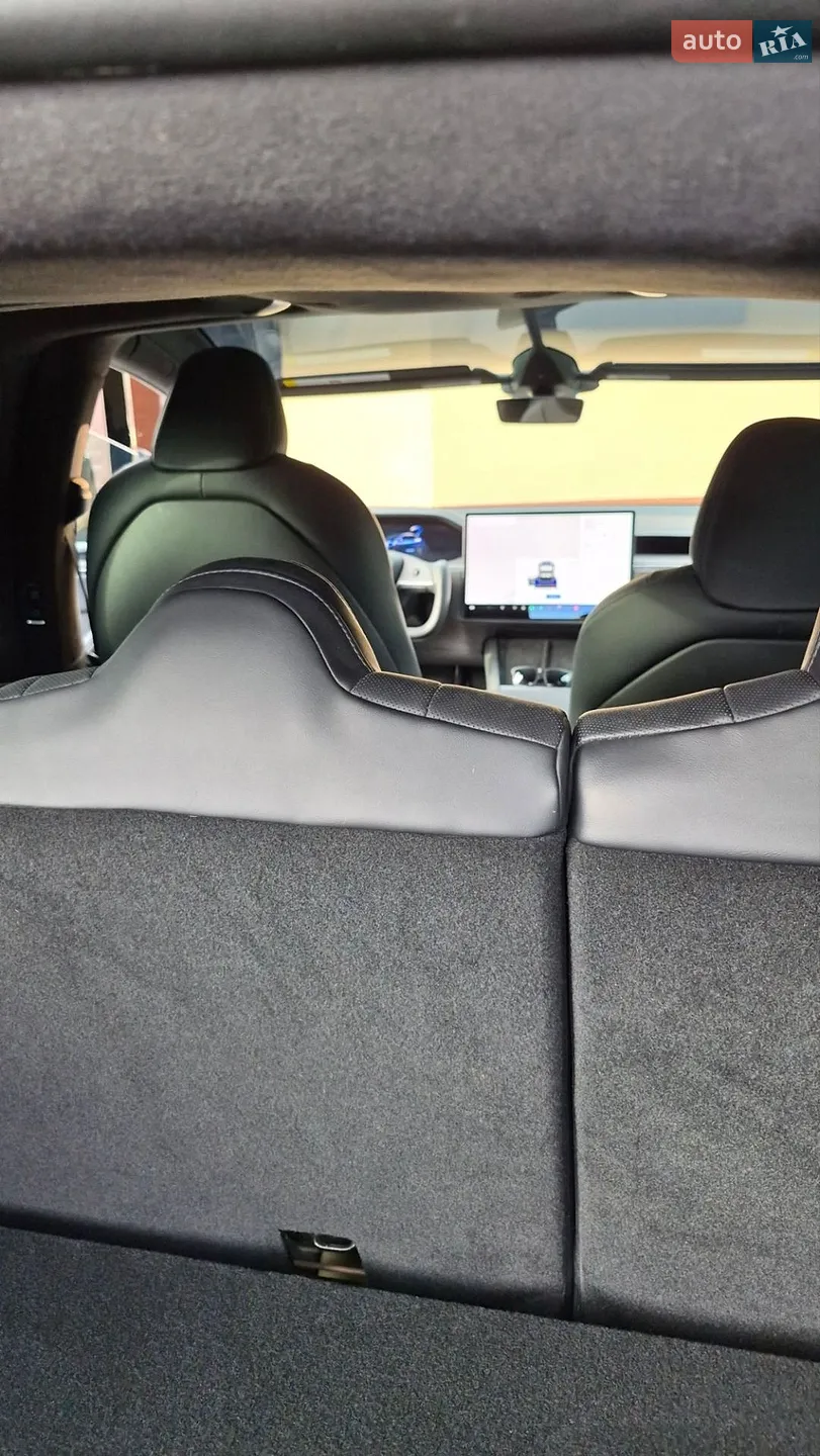 2023 Tesla Model X - мініатюра 17
