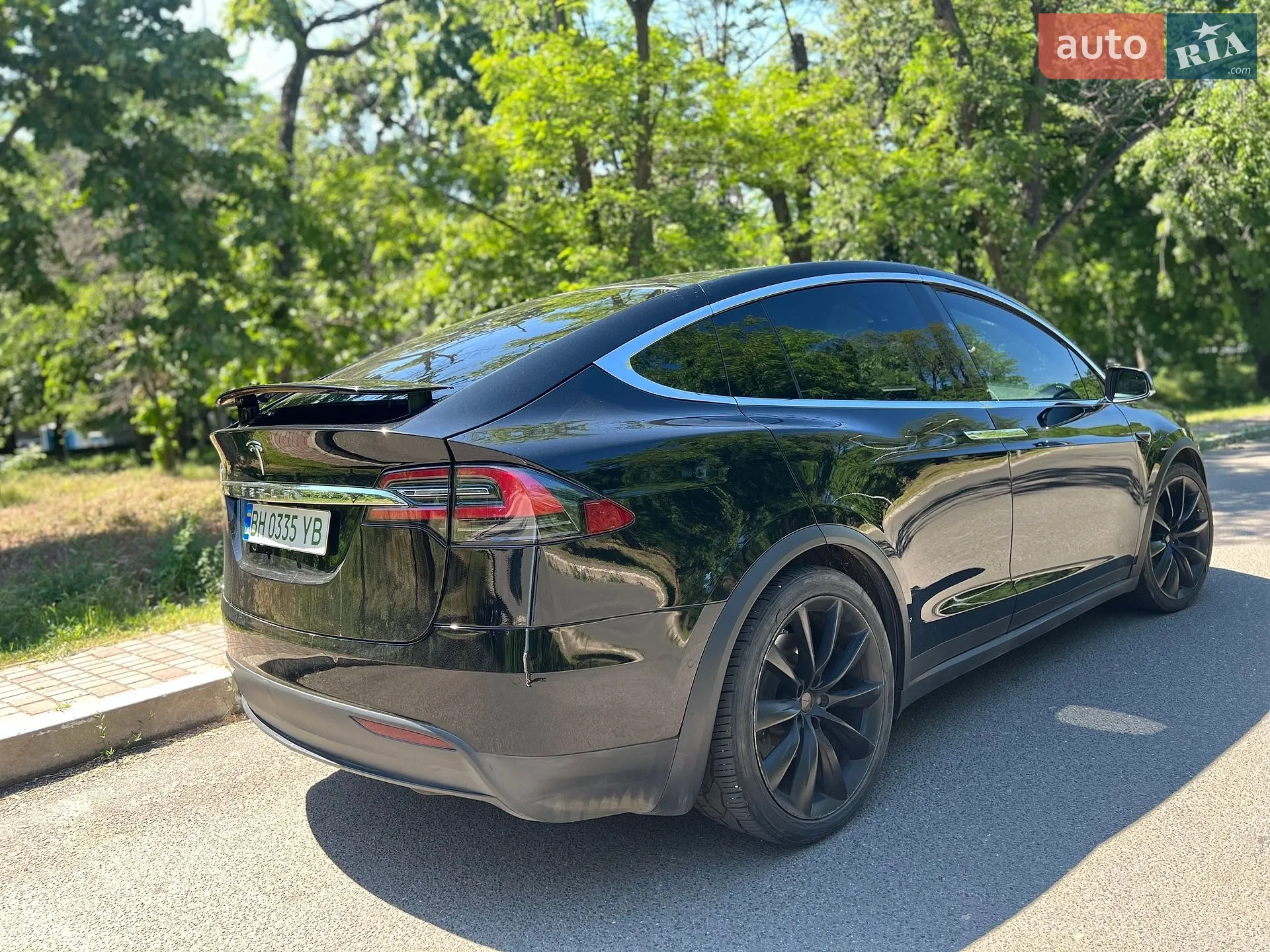2020 Tesla Model X - мініатюра 3