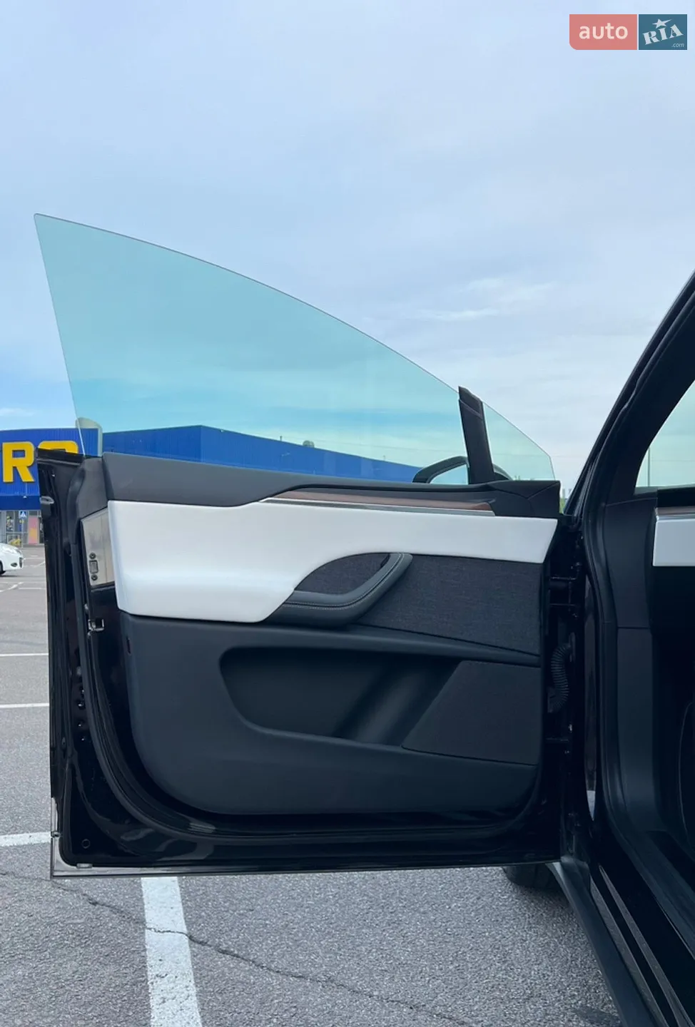 2022 Tesla Model X - мініатюра 18