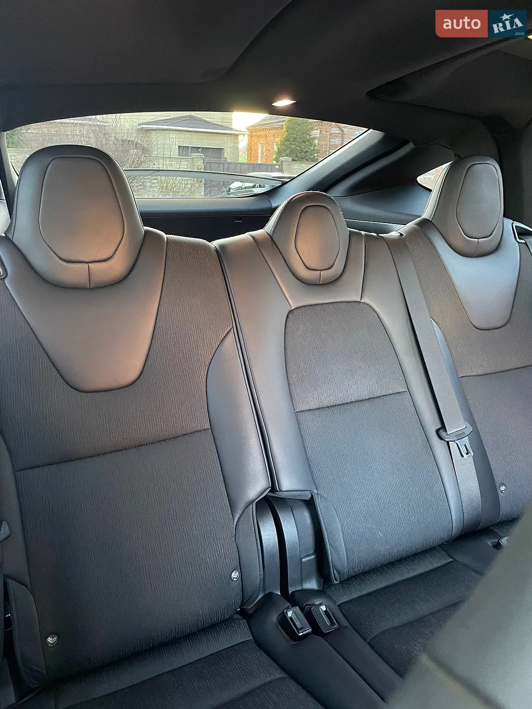 2018 Tesla Model X - мініатюра 12