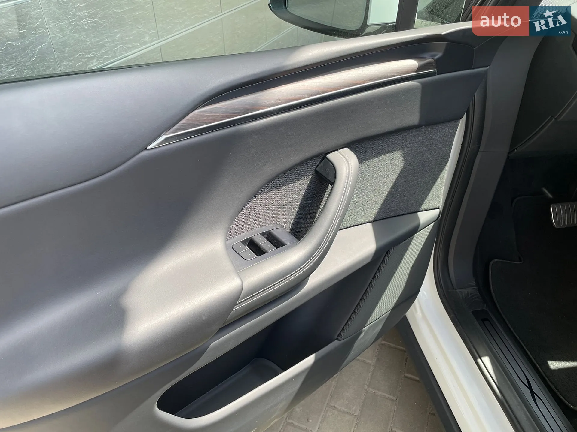 2024 Tesla Model X - мініатюра 10
