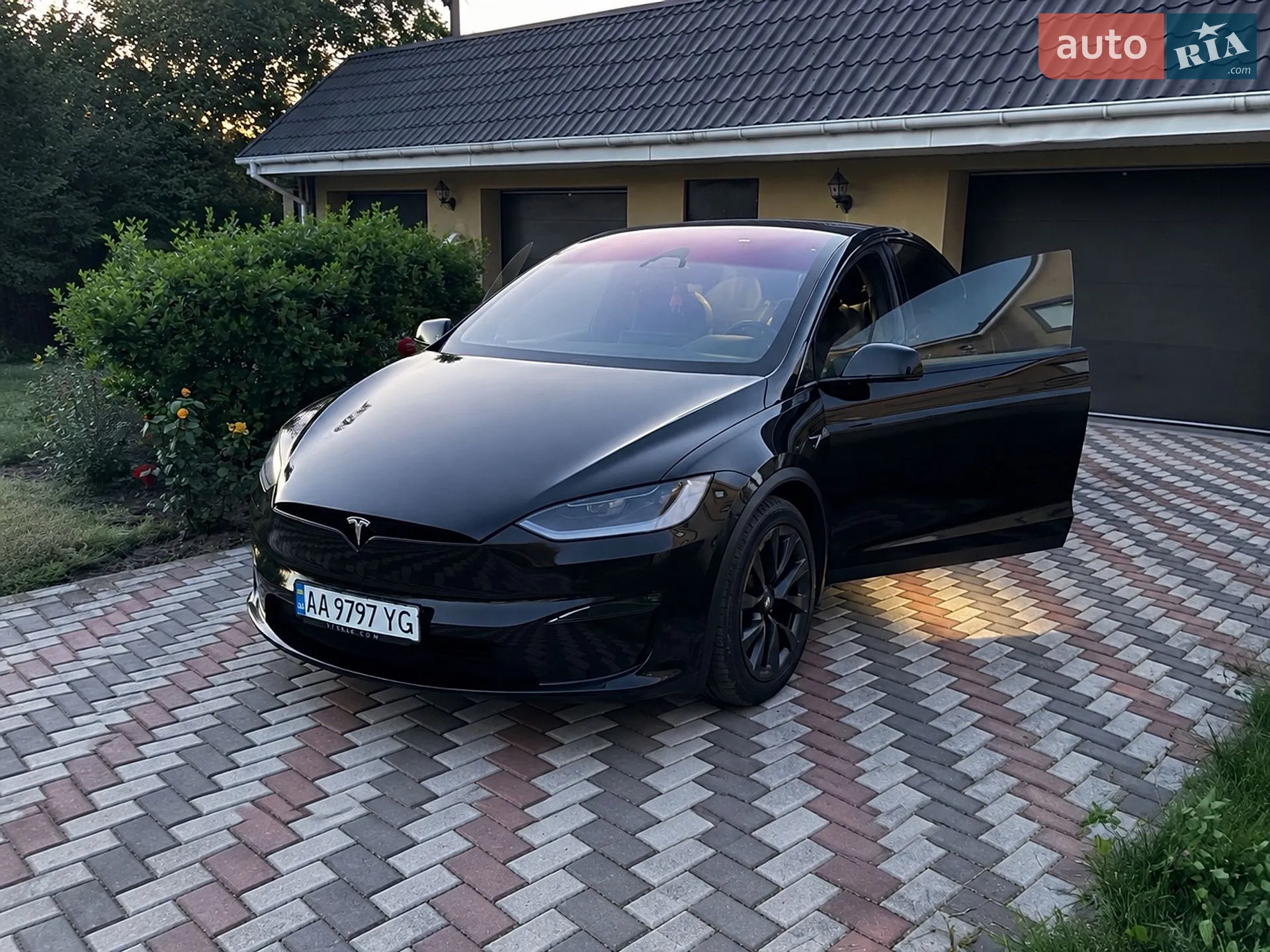 2023 Tesla Model X - мініатюра 2