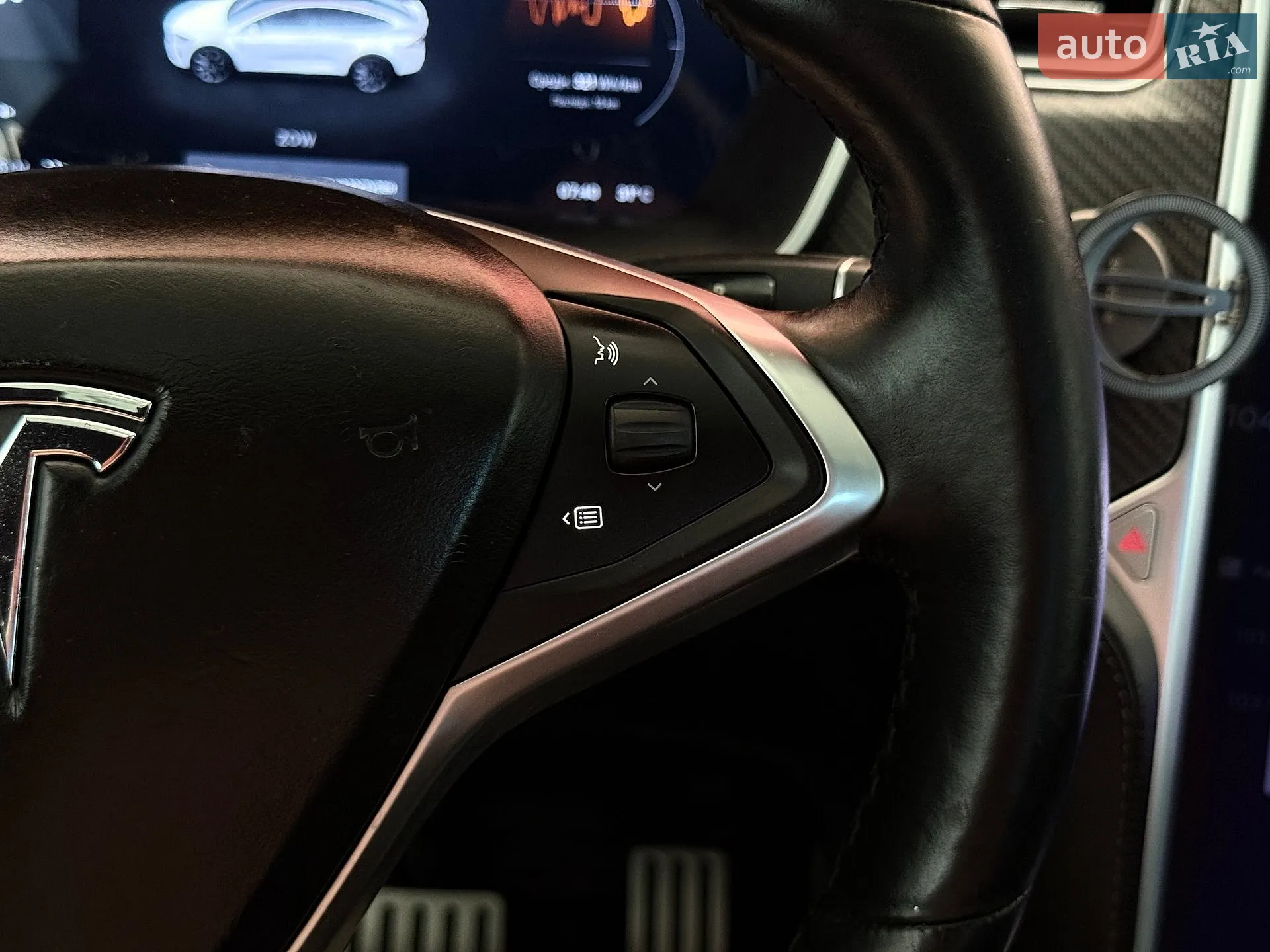 2016 Tesla Model X - мініатюра 16