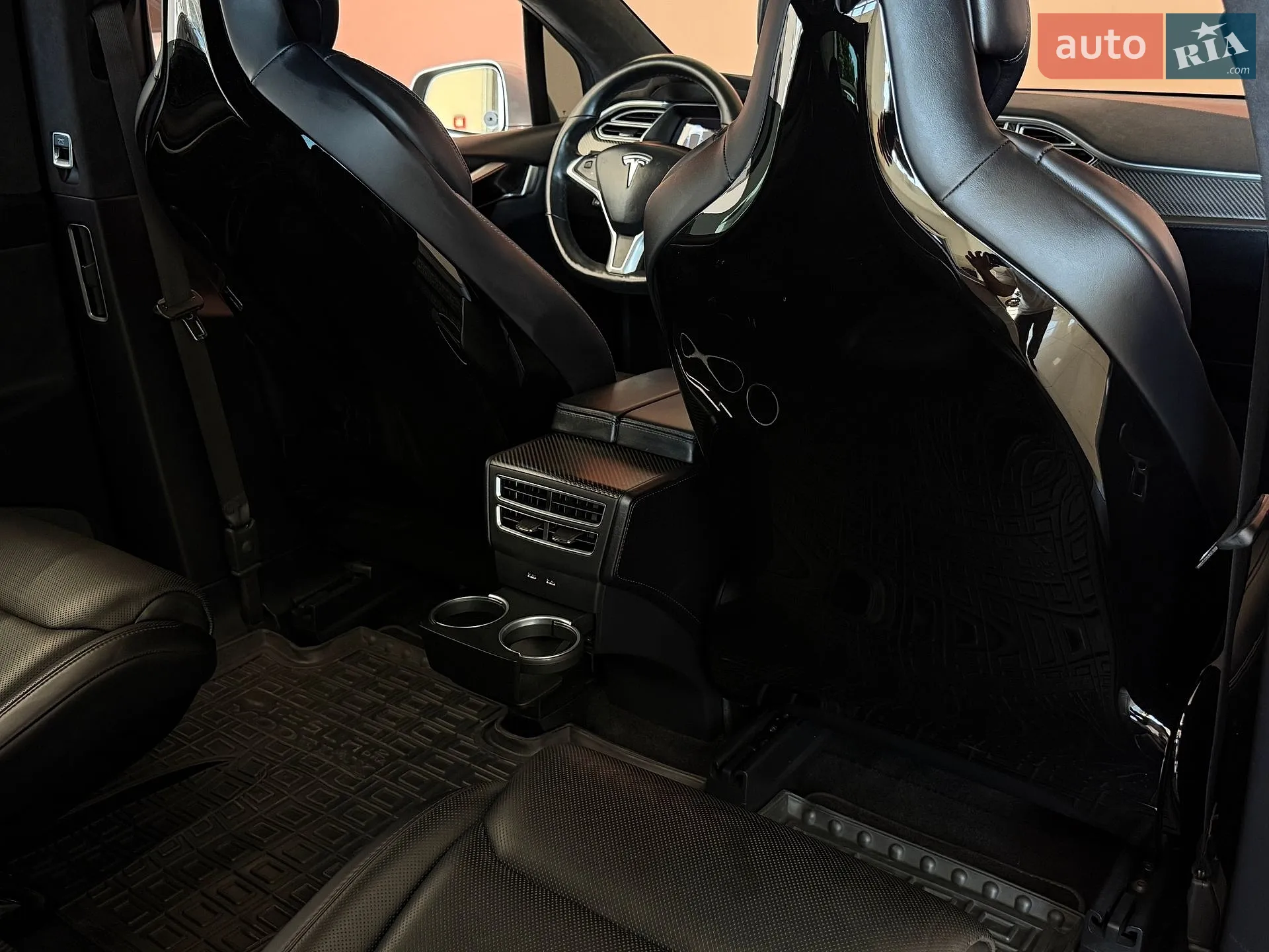 2016 Tesla Model X - мініатюра 31