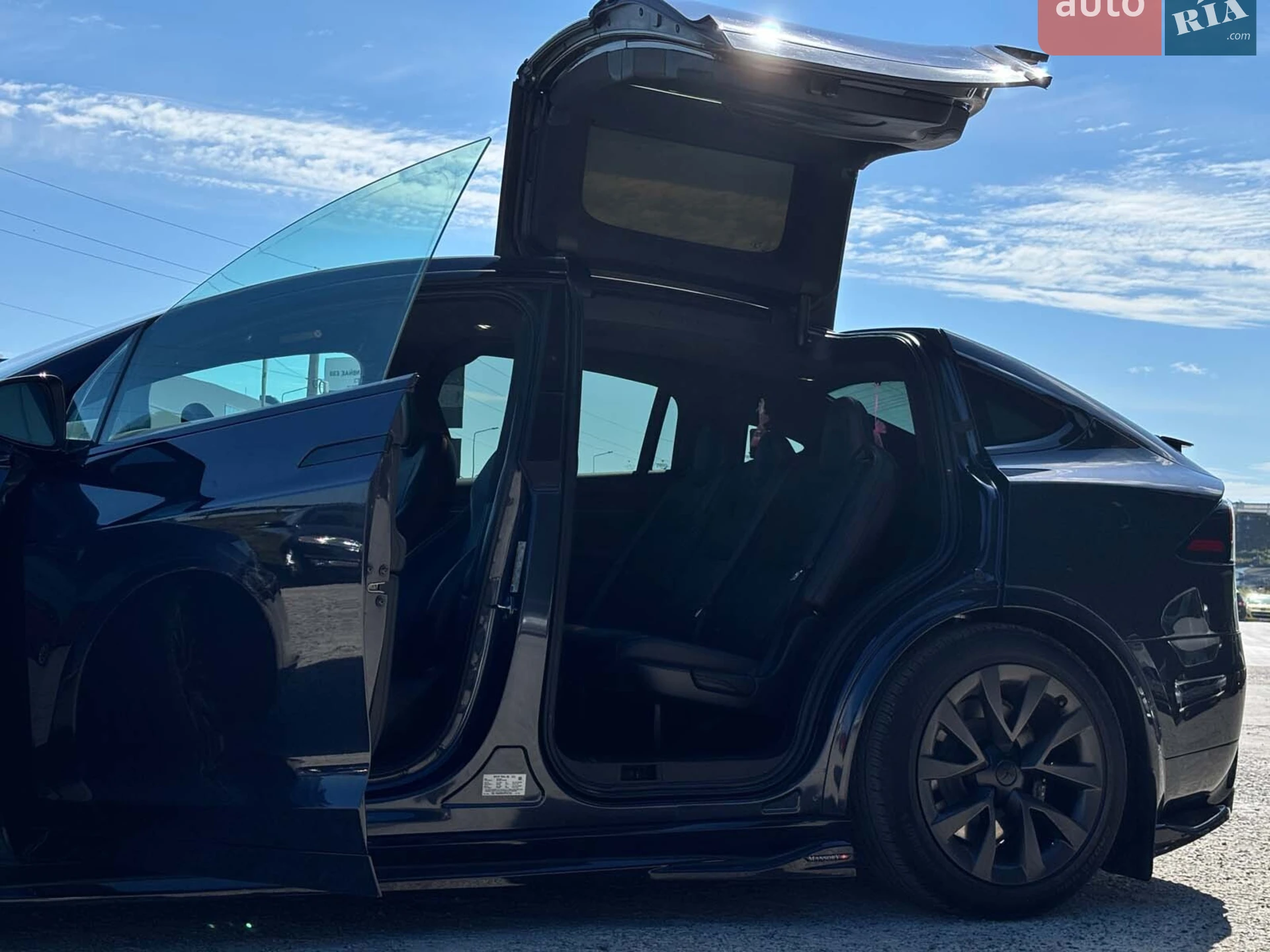 2023 Tesla Model X - мініатюра 31