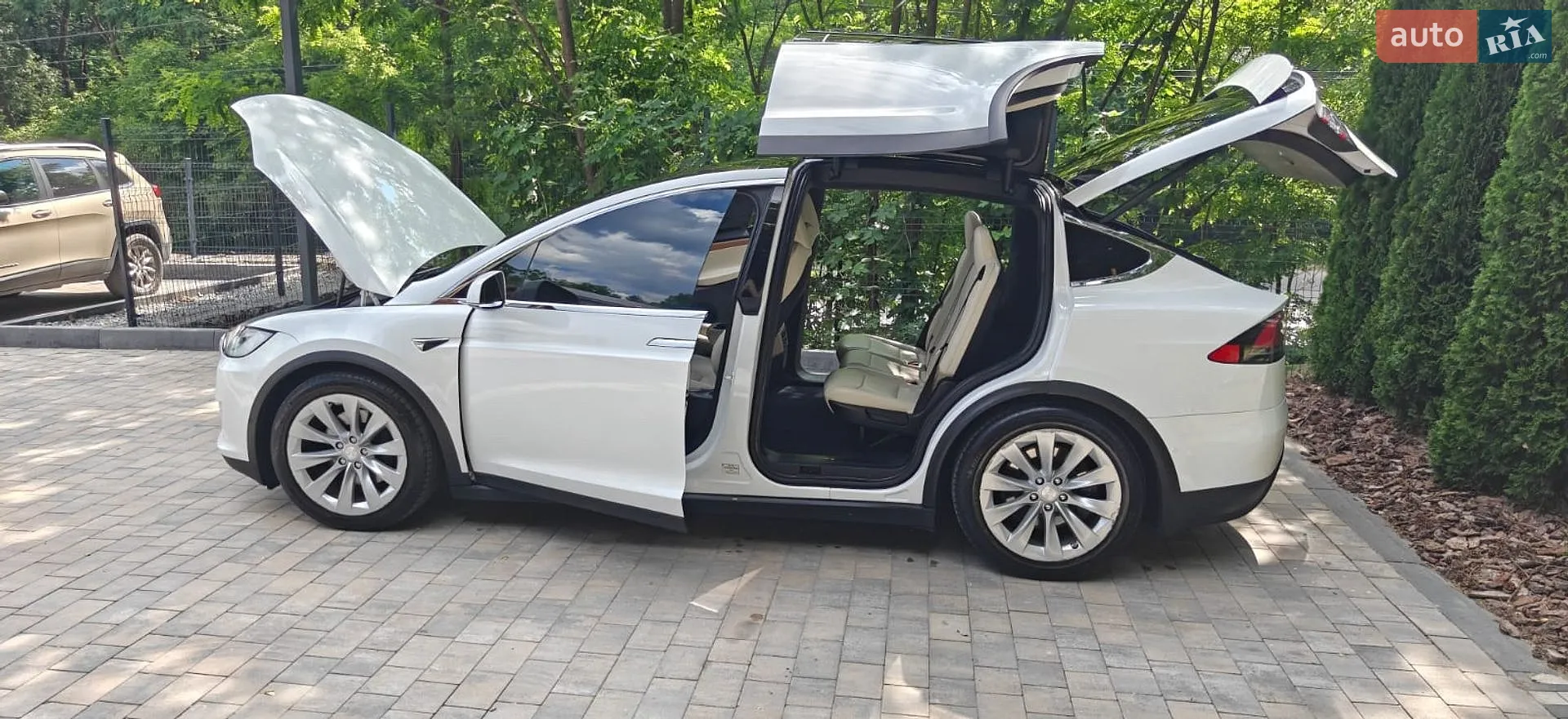 2020 Tesla Model X - мініатюра 4