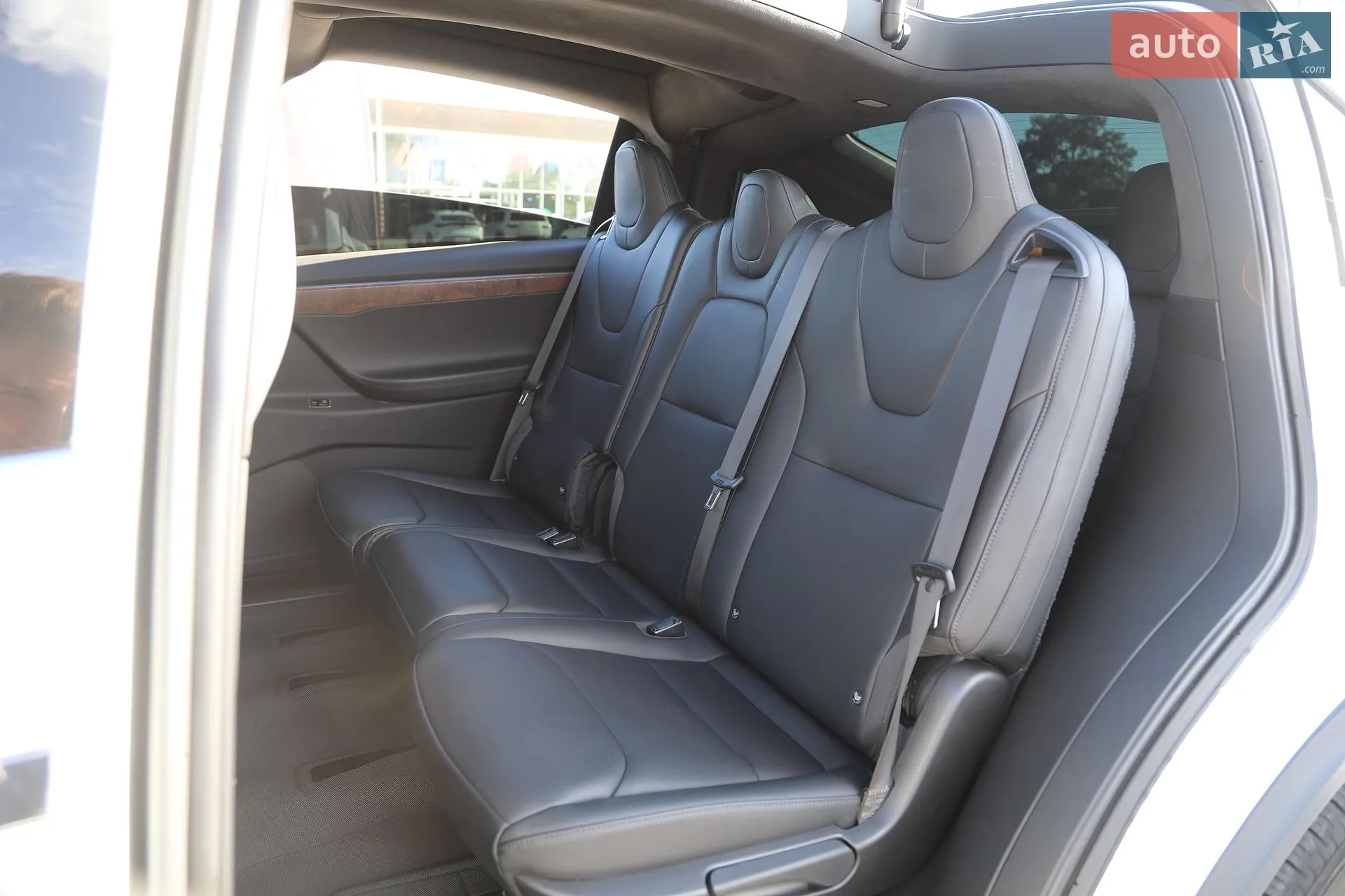2019 Tesla Model X - мініатюра 8