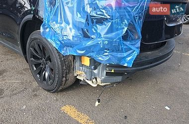 Внедорожник / Кроссовер Tesla Model X 2017 в Киеве