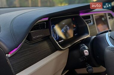 Позашляховик / Кросовер Tesla Model X 2016 в Львові