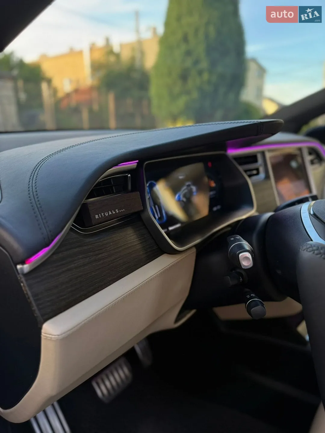 2016 Tesla Model X - мініатюра 18