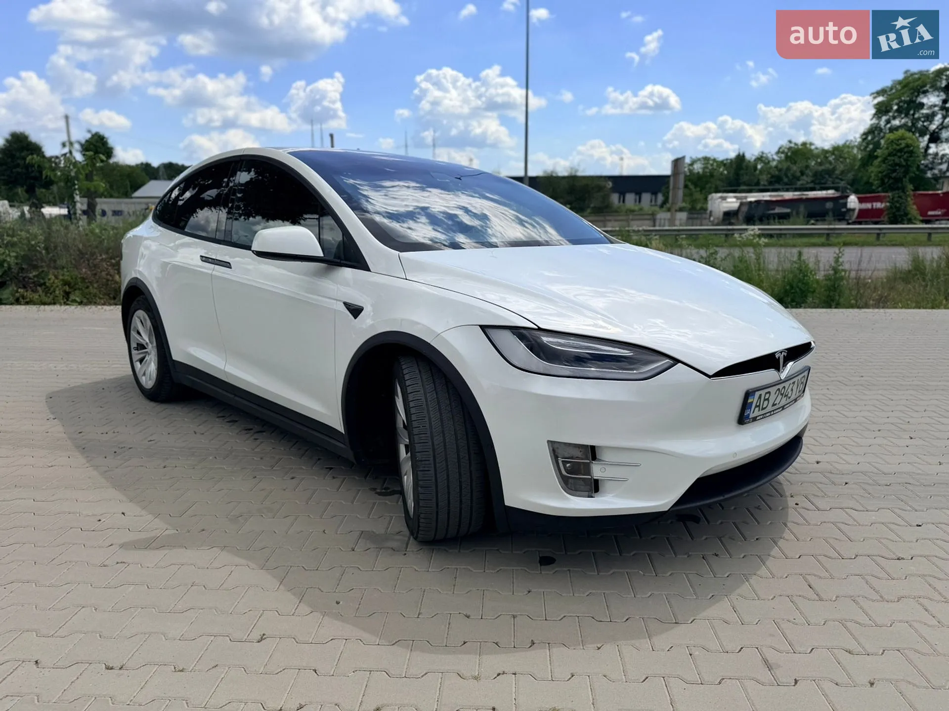 2017 Tesla Model X - мініатюра 4