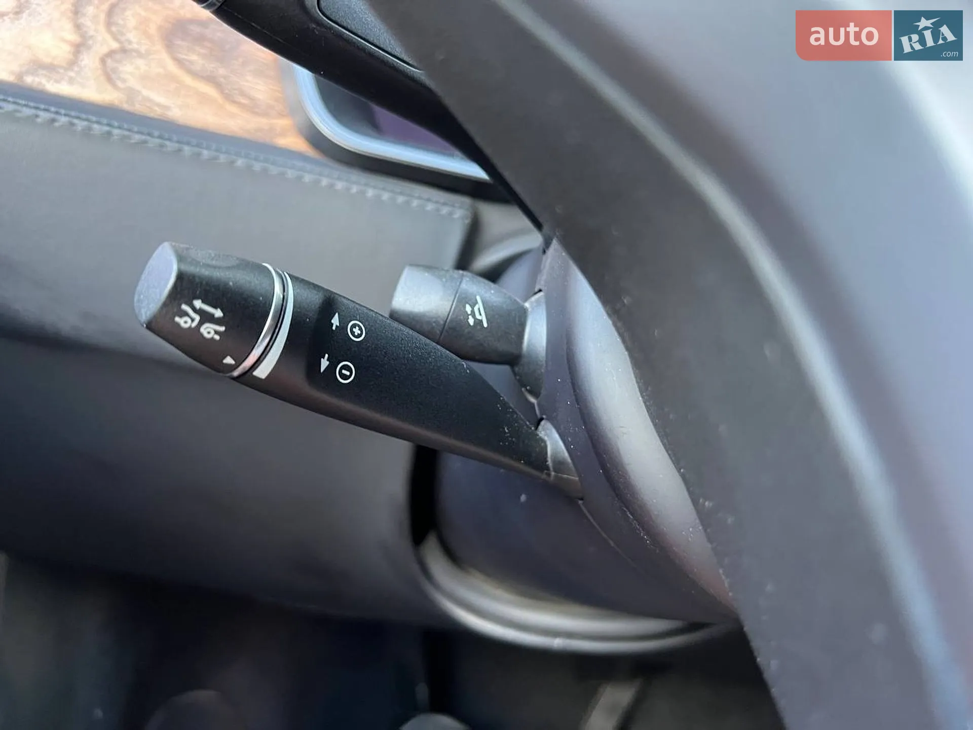 2020 Tesla Model X - мініатюра 19
