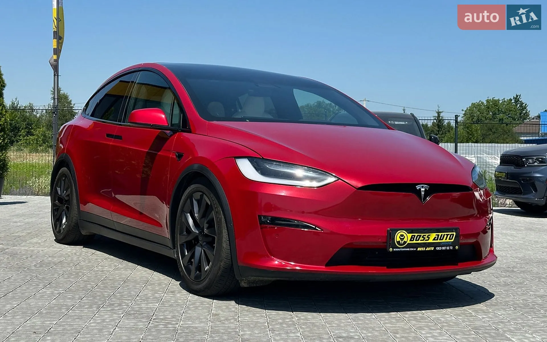 2022 Tesla Model X - фото 1