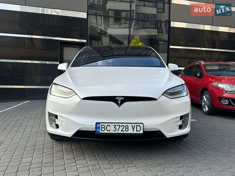 Внедорожник / Кроссовер Tesla Model X 2016 в Львове