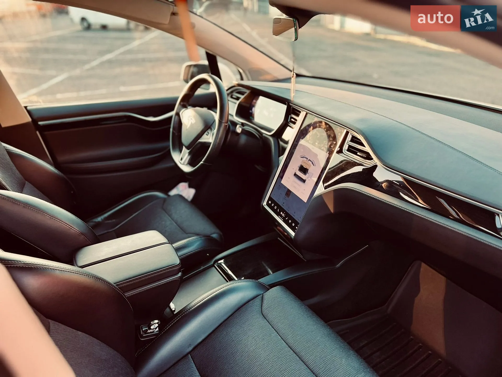 2016 Tesla Model X - мініатюра 29