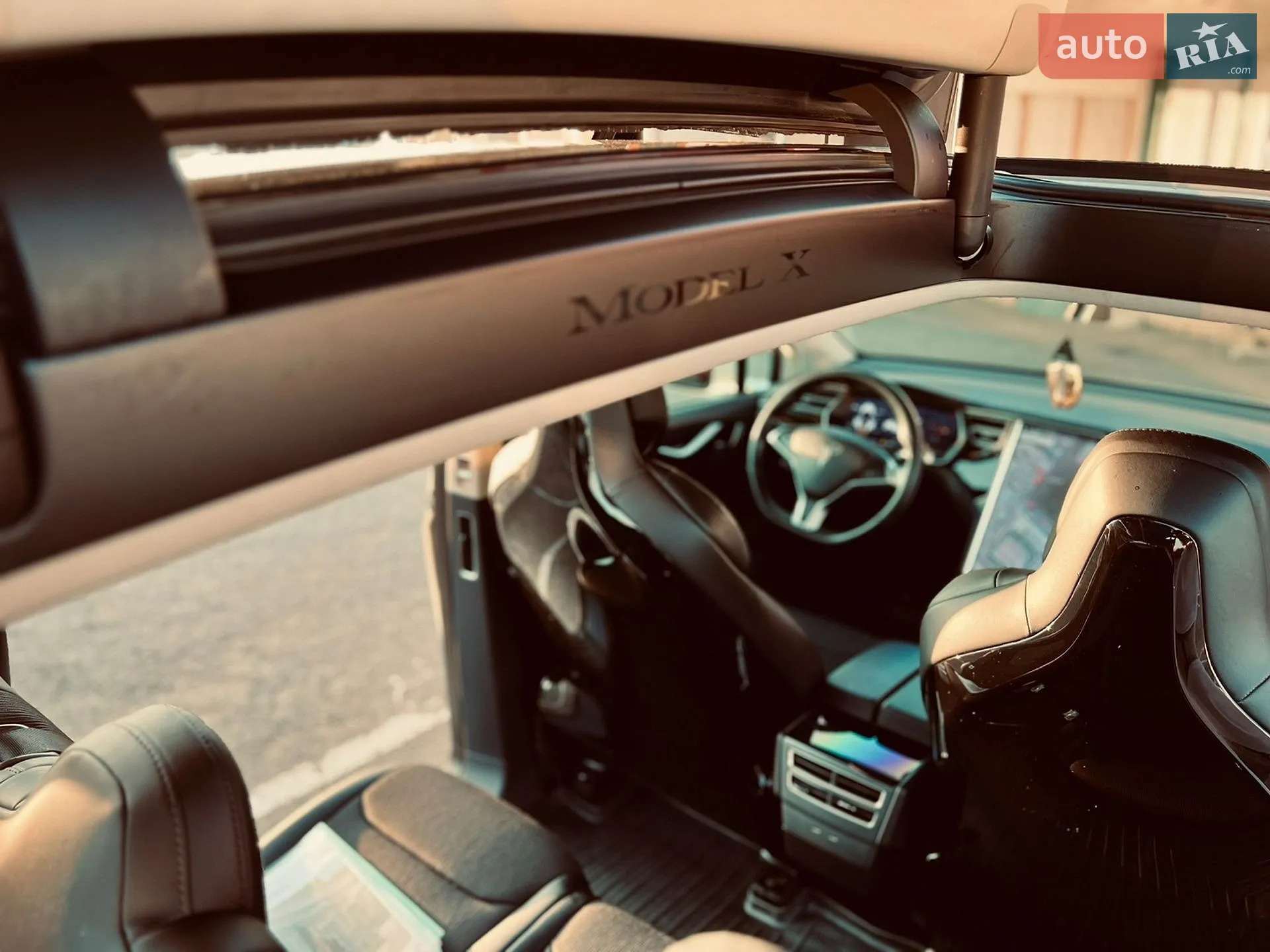 2016 Tesla Model X - мініатюра 32