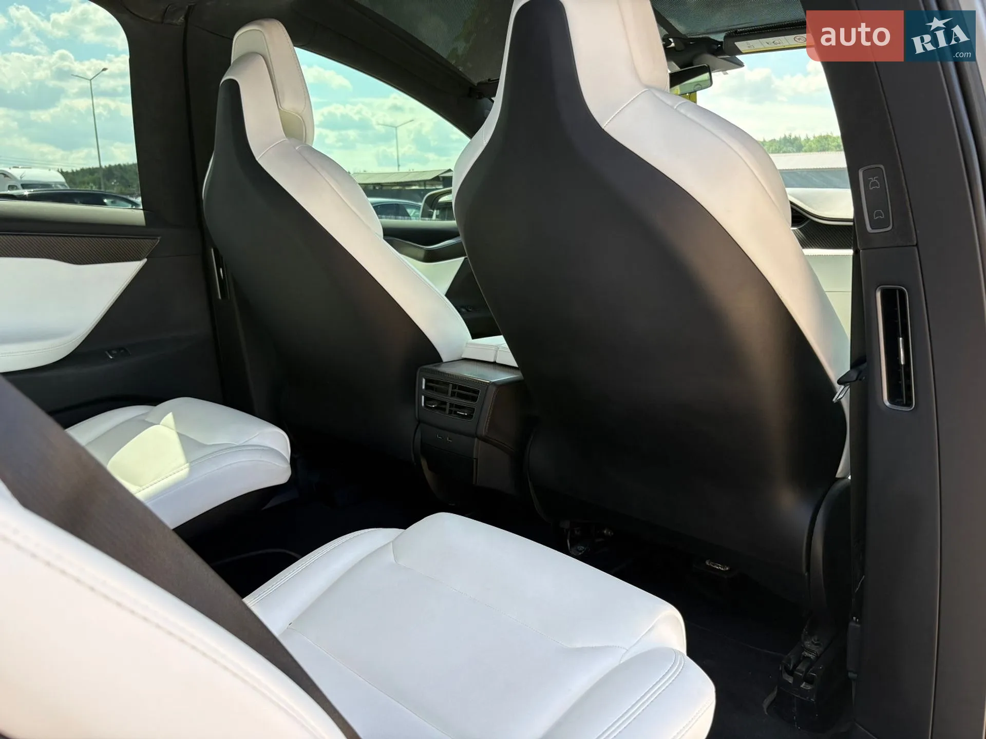 2018 Tesla Model X - мініатюра 28
