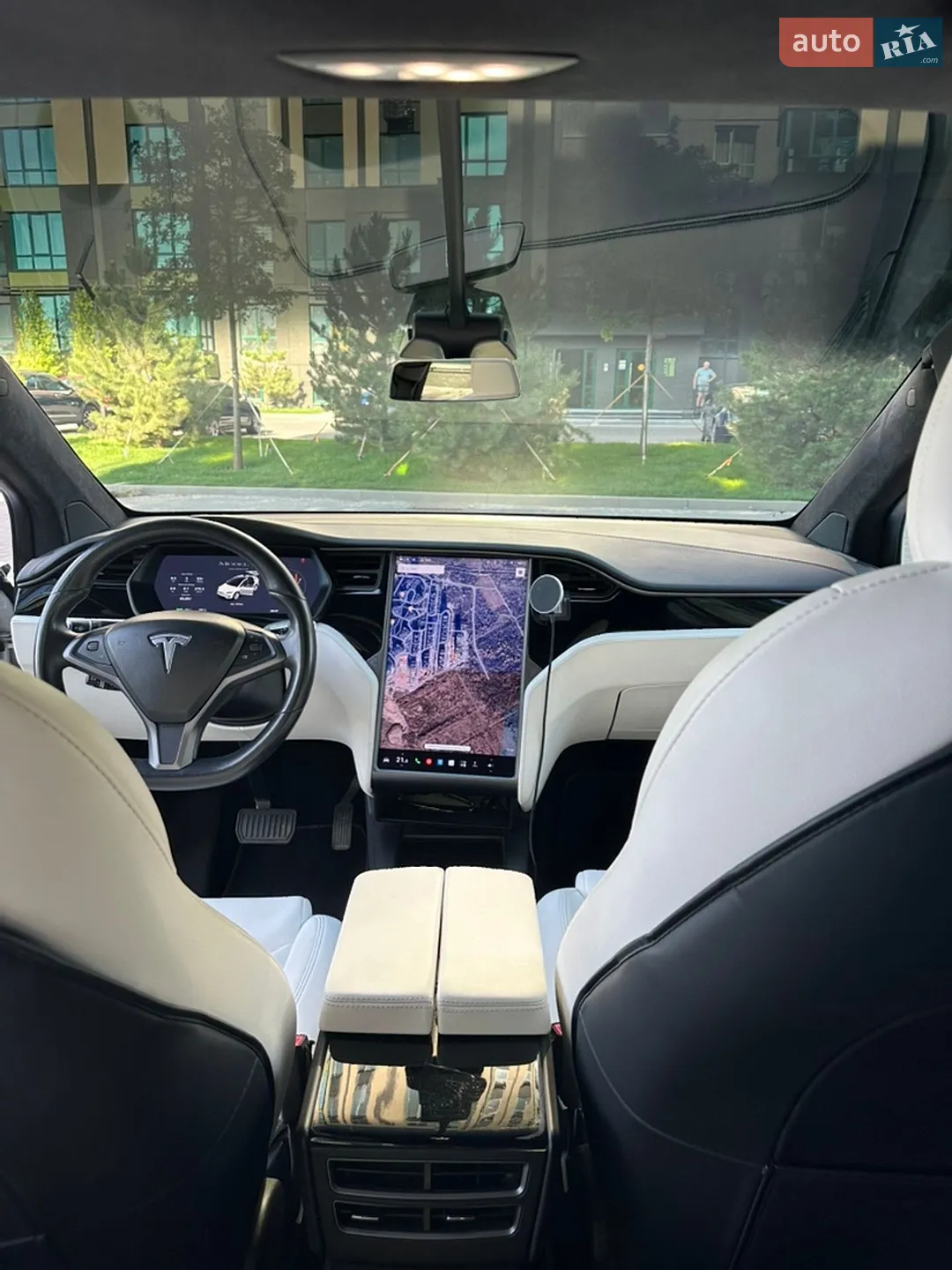 2020 Tesla Model X - мініатюра 9