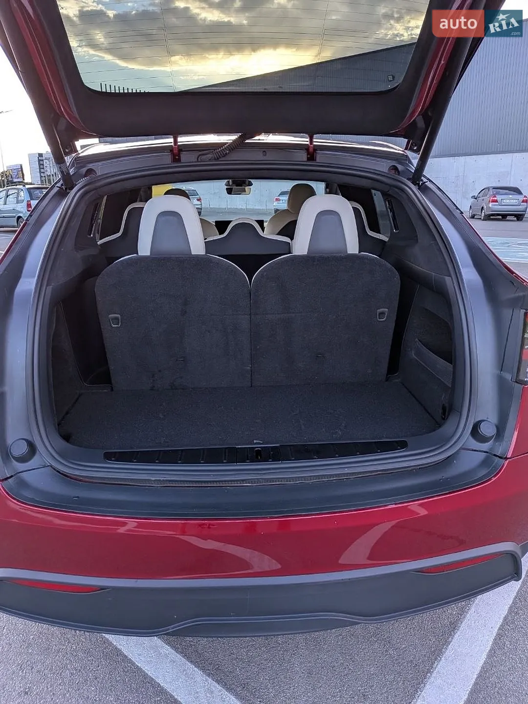 2023 Tesla Model X - мініатюра 10