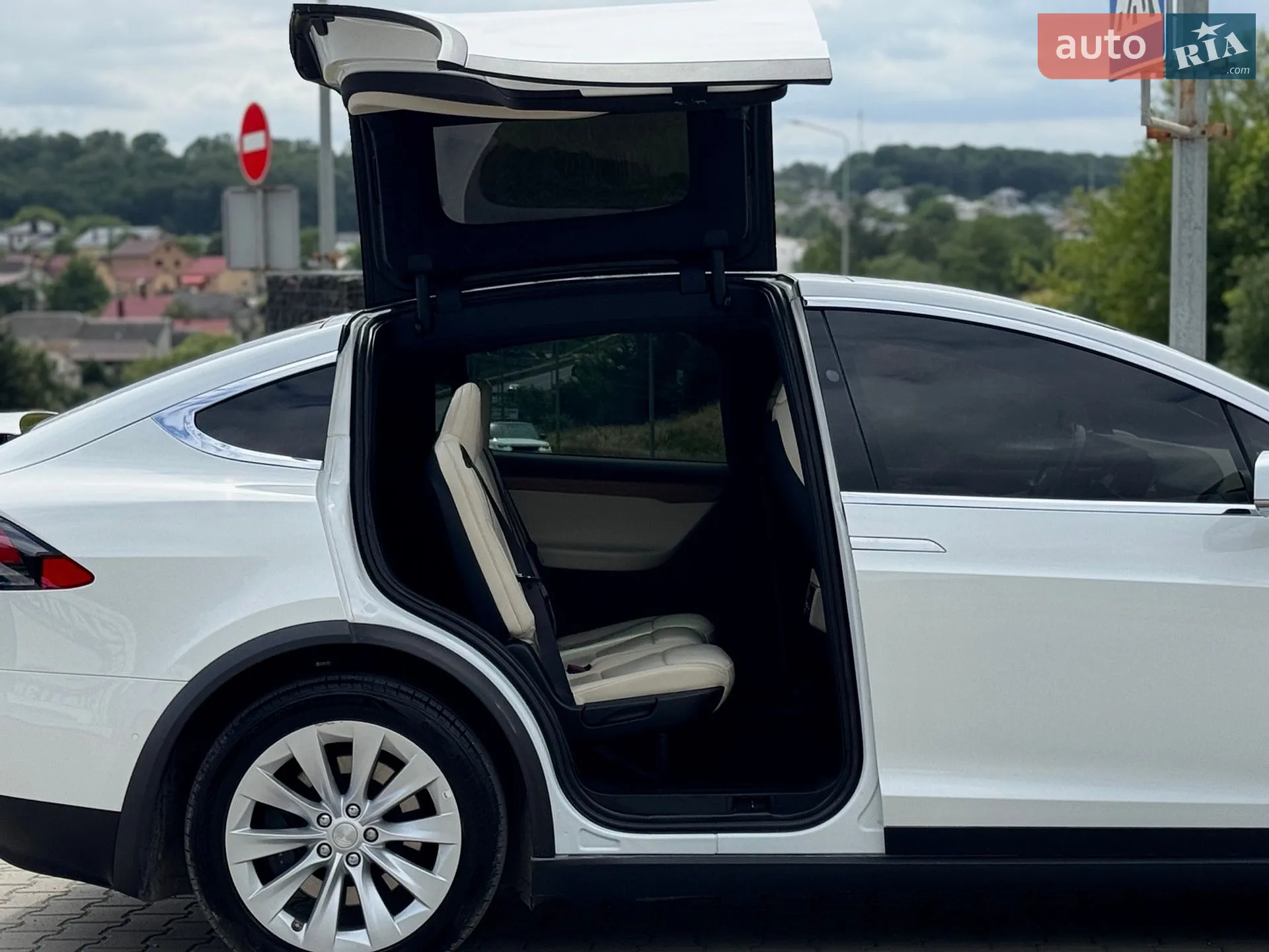 2020 Tesla Model X - мініатюра 35