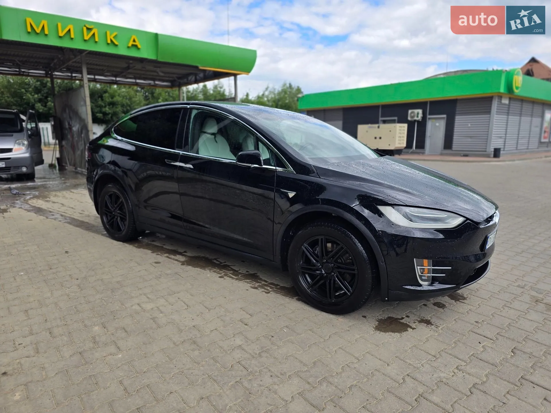 2020 Tesla Model X - мініатюра 12