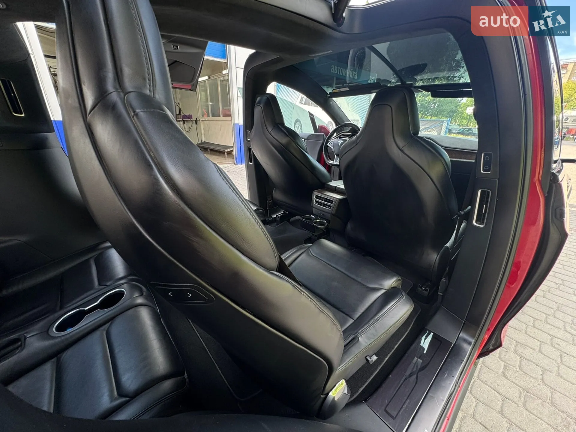 2017 Tesla Model X - мініатюра 18