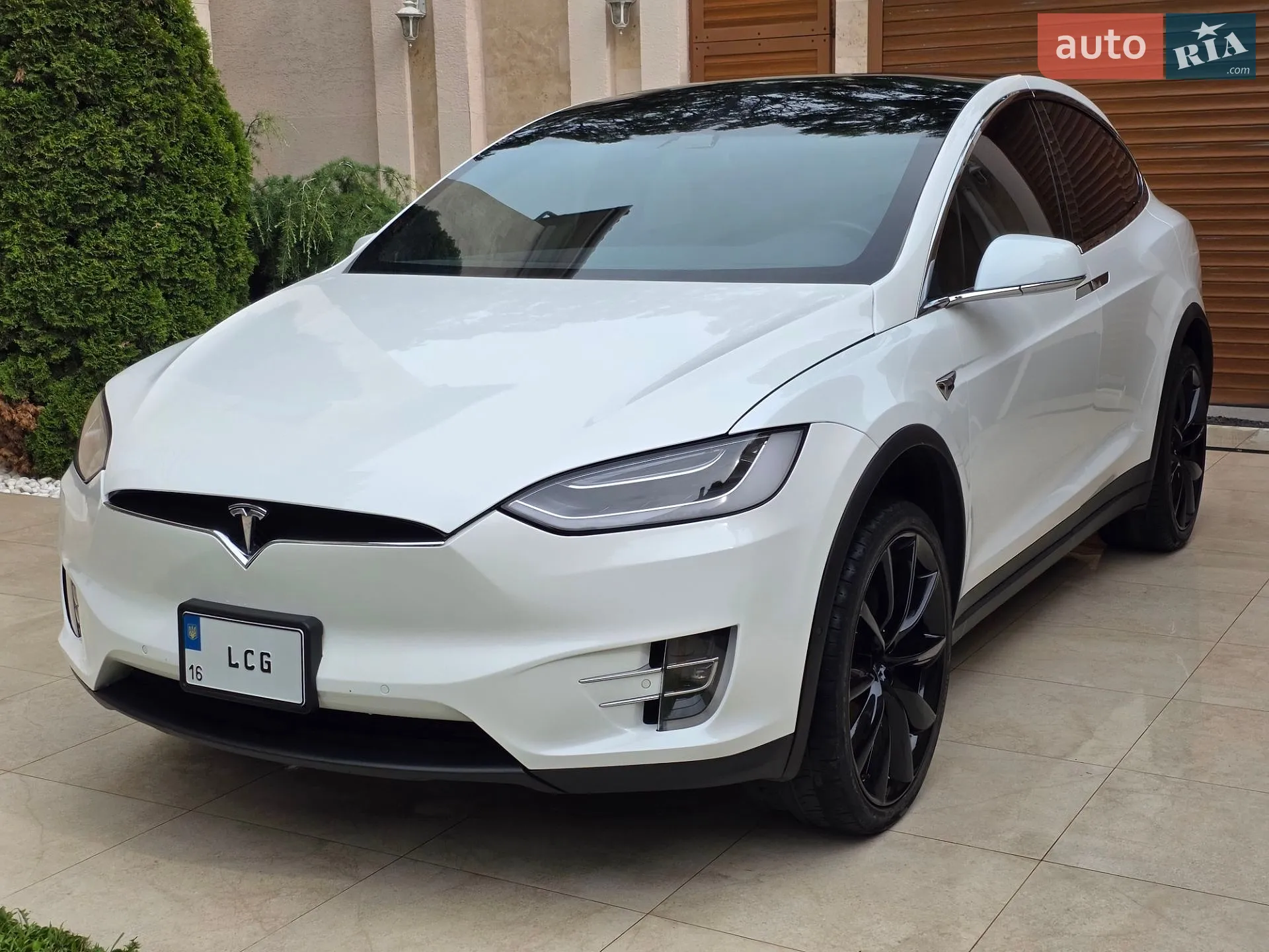 2017 Tesla Model X - мініатюра 16
