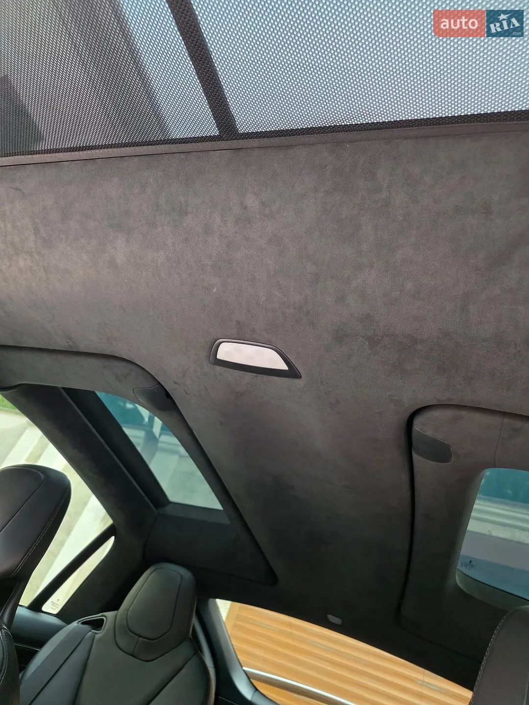 2017 Tesla Model X - мініатюра 44