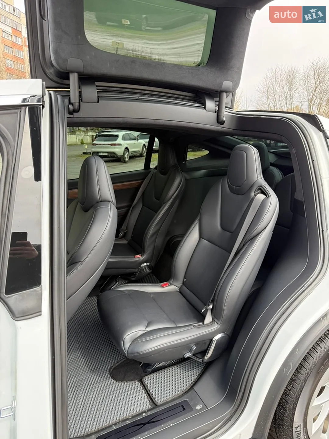 2020 Tesla Model X - мініатюра 19