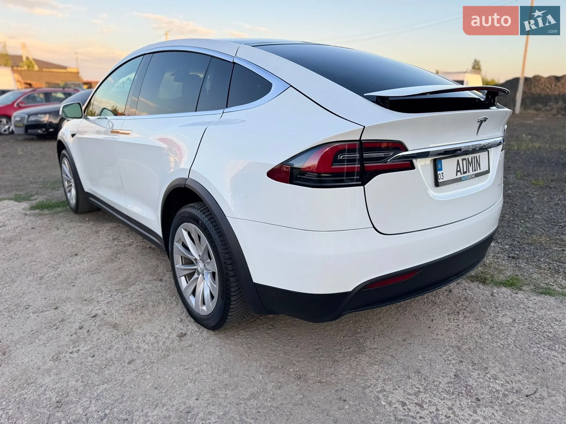 2020 Tesla Model X - мініатюра 12