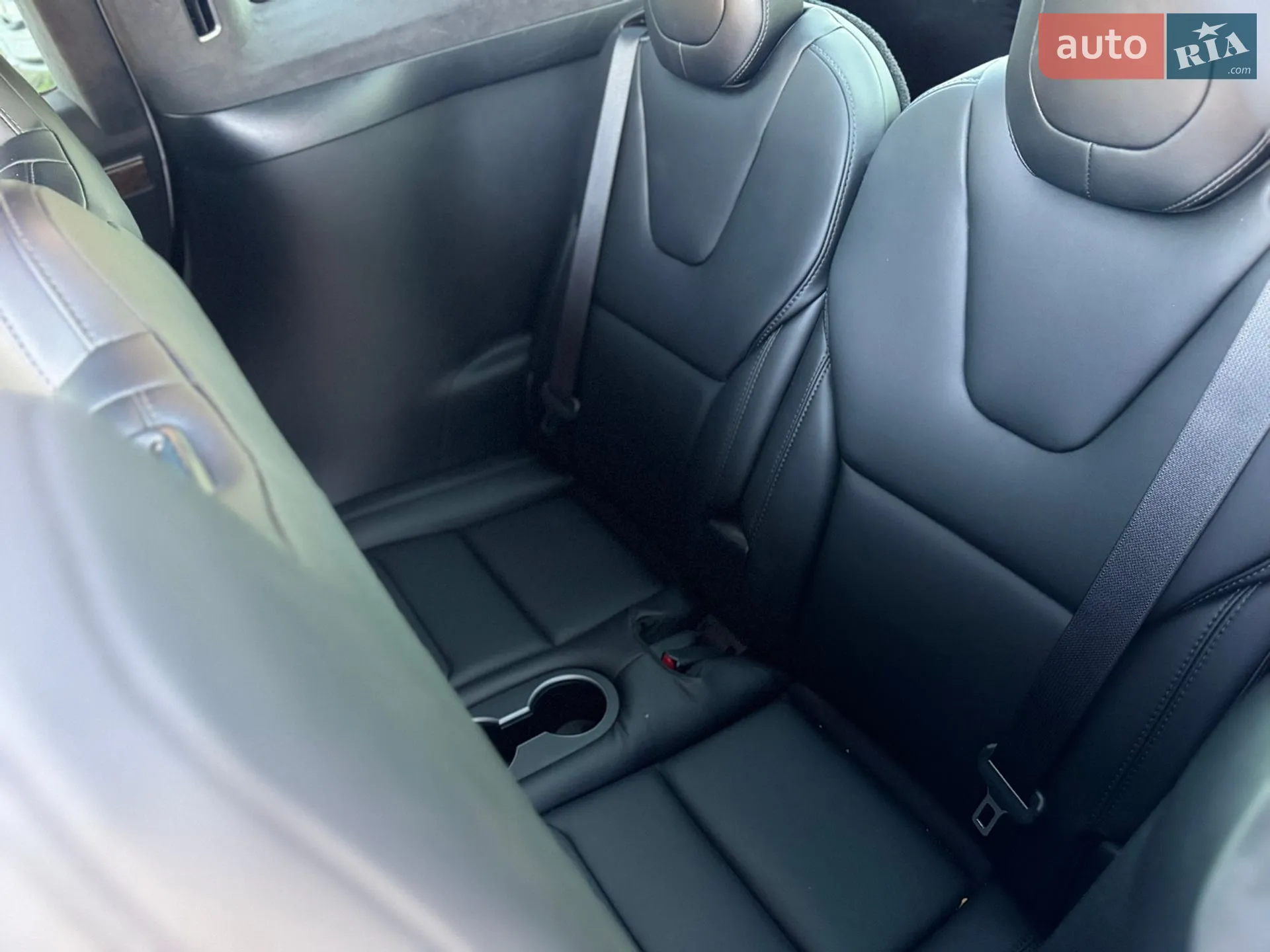 2020 Tesla Model X - мініатюра 21