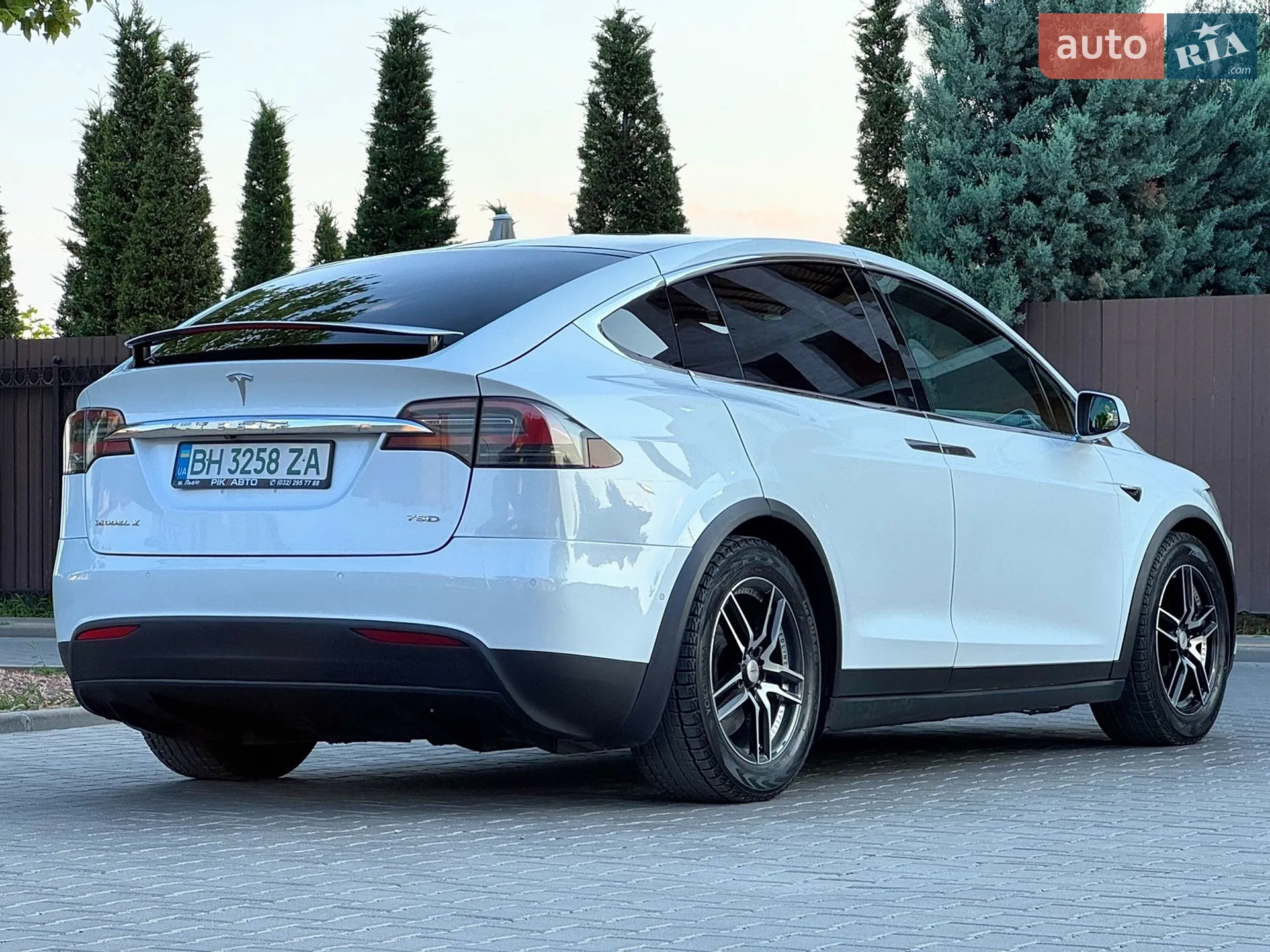 2018 Tesla Model X - мініатюра 8