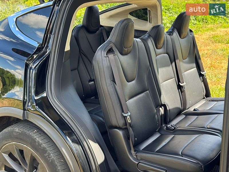 Внедорожник / Кроссовер Tesla Model X 2018 в Виннице
