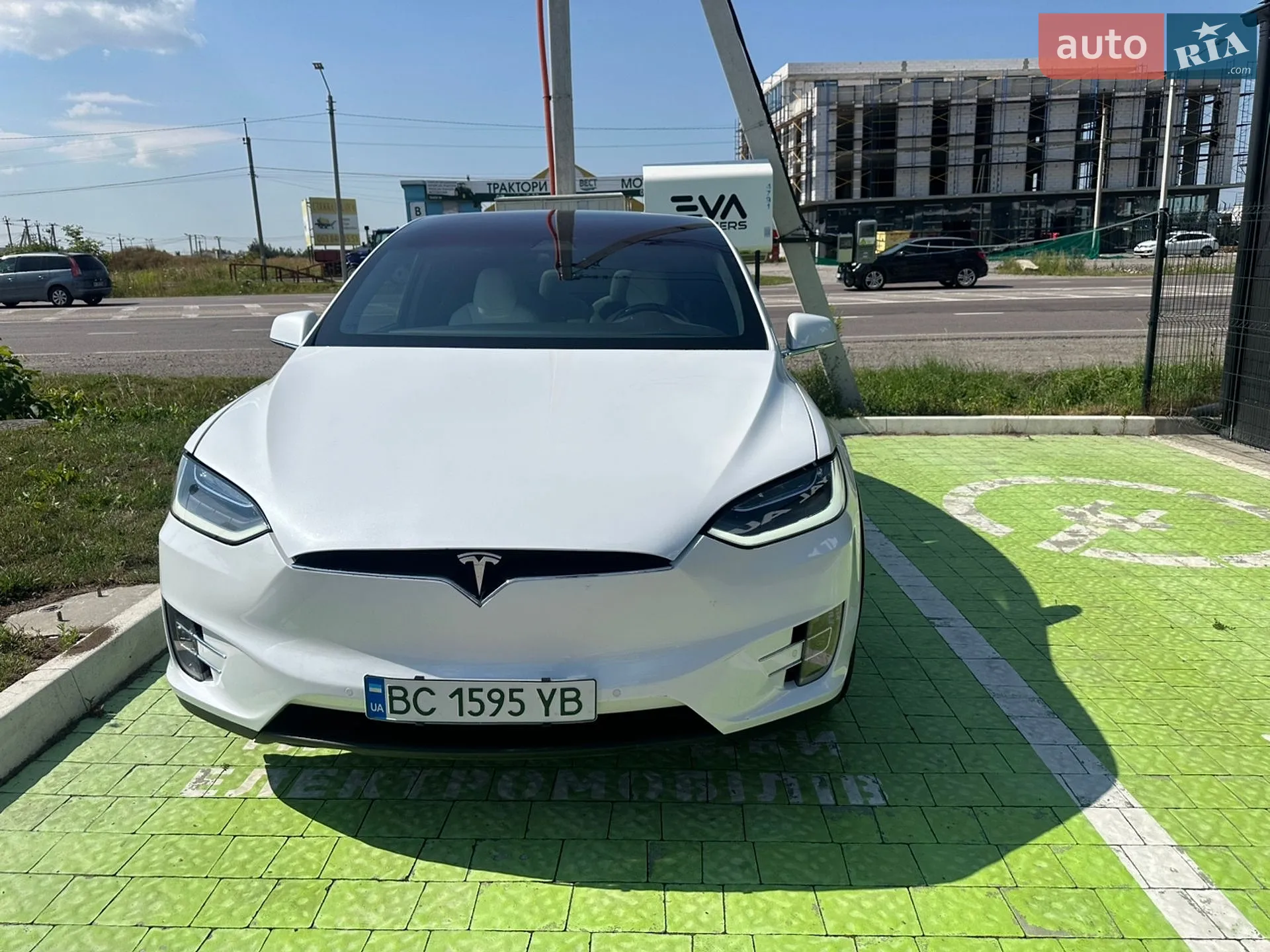 2016 Tesla Model X - мініатюра 10