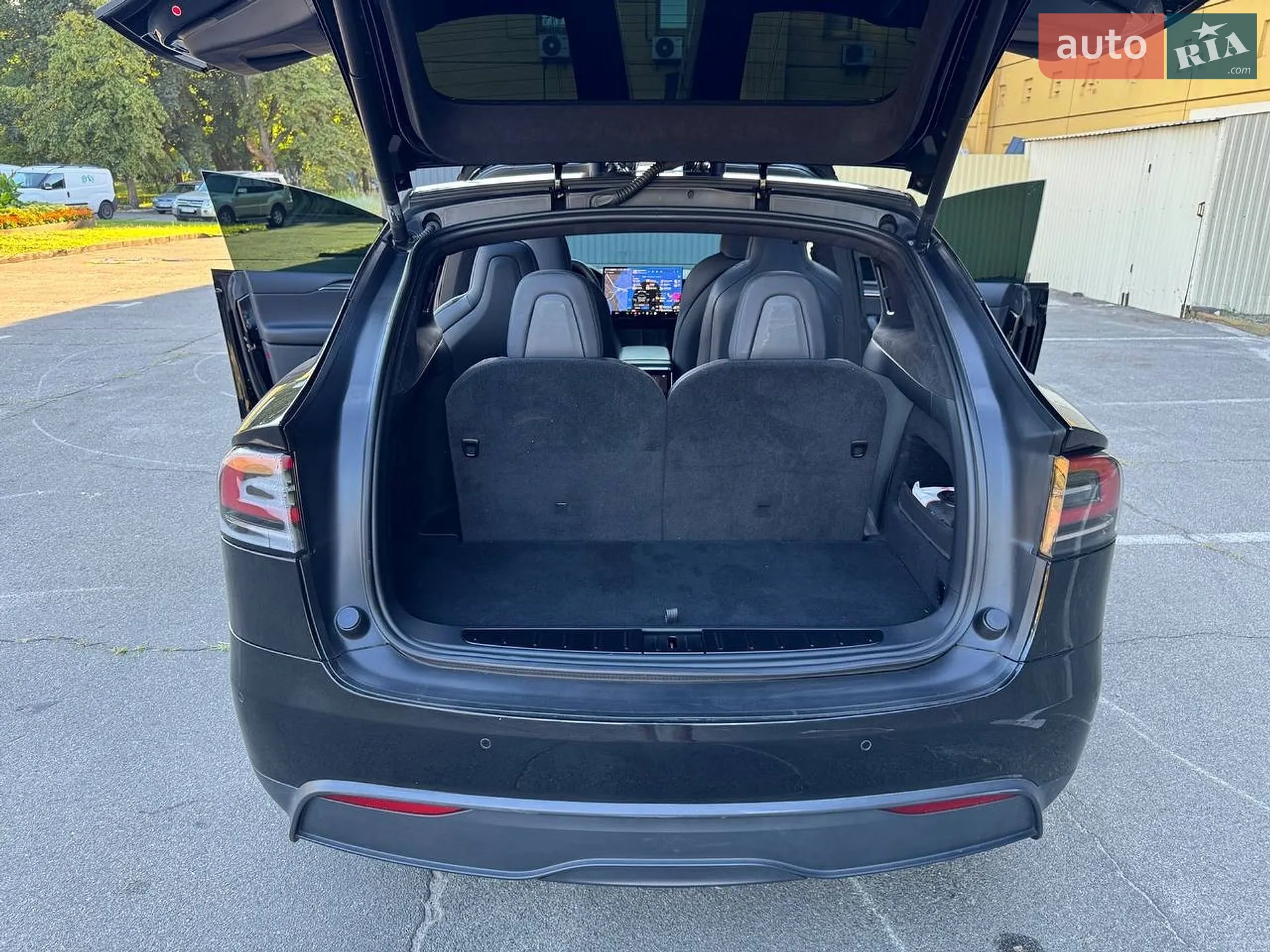 2022 Tesla Model X - мініатюра 13