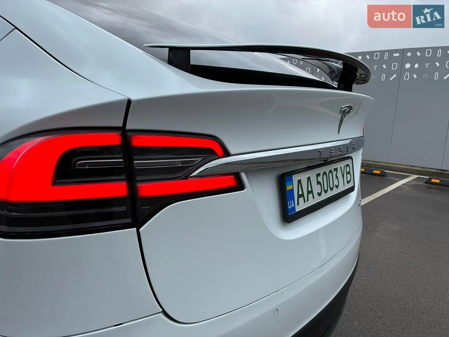 2020 Tesla Model X - мініатюра 31