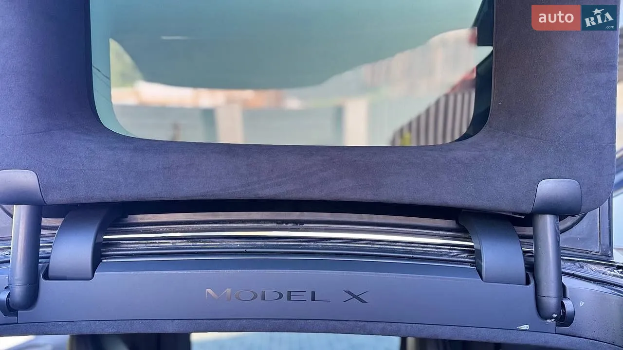 2021 Tesla Model X - мініатюра 11