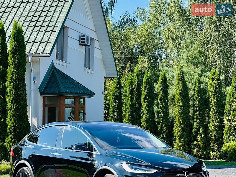 Позашляховик / Кросовер Tesla Model X 2017 в Луцьку фото 3 Позашляховик / Кросовер Tesla Model X 2017 в Луцьку