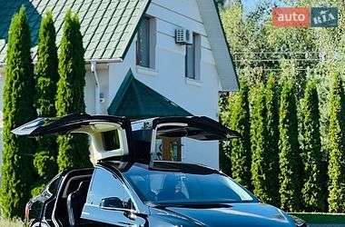 Позашляховик / Кросовер Tesla Model X 2017 в Луцьку фото 14 Позашляховик / Кросовер Tesla Model X 2017 в Луцьку