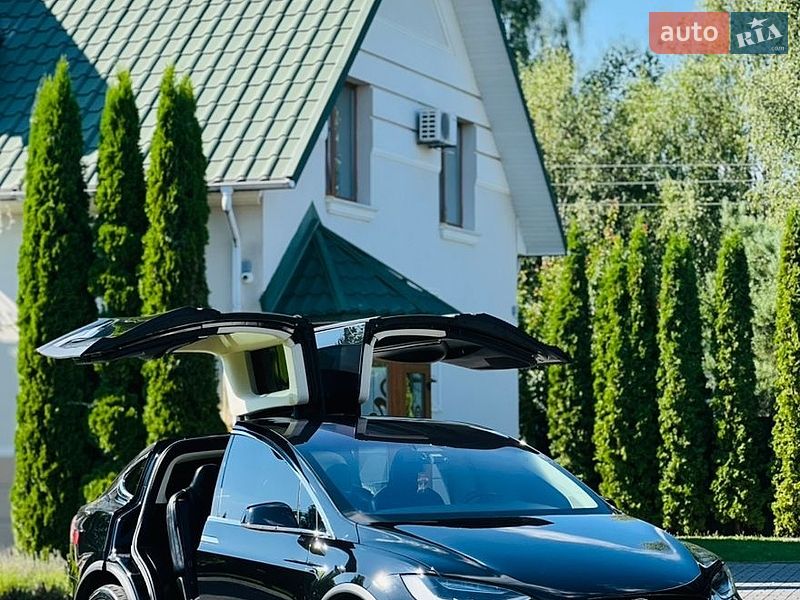 Позашляховик / Кросовер Tesla Model X 2017 в Луцьку фото 13 Позашляховик / Кросовер Tesla Model X 2017 в Луцьку
