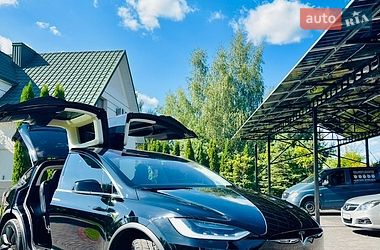 Позашляховик / Кросовер Tesla Model X 2017 в Луцьку фото 20 Позашляховик / Кросовер Tesla Model X 2017 в Луцьку