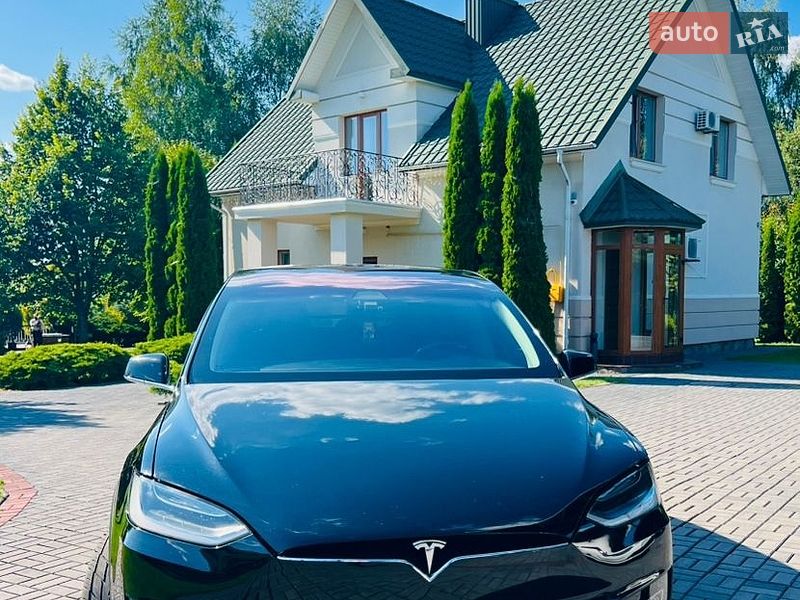 Позашляховик / Кросовер Tesla Model X 2017 в Луцьку фото 31 Позашляховик / Кросовер Tesla Model X 2017 в Луцьку