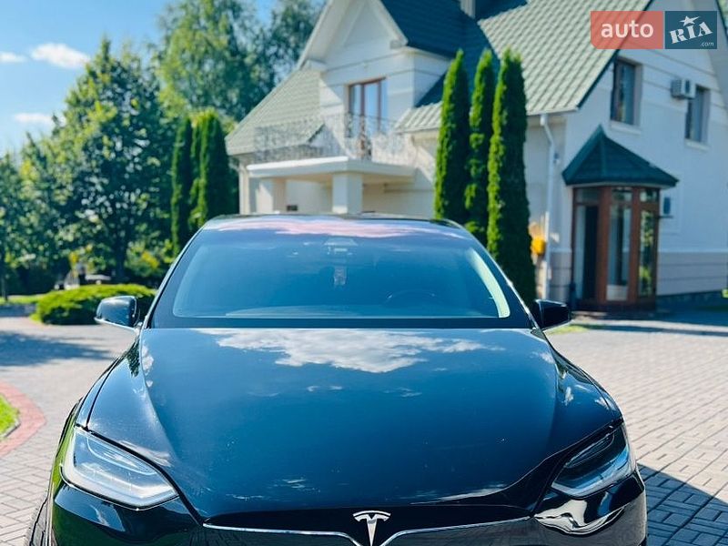 Позашляховик / Кросовер Tesla Model X 2017 в Луцьку фото 32 Позашляховик / Кросовер Tesla Model X 2017 в Луцьку