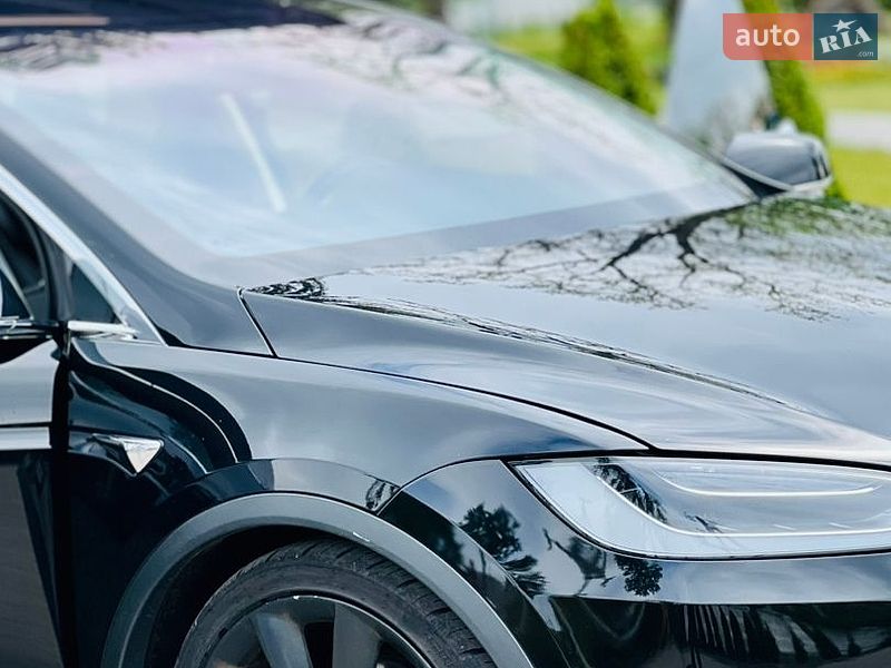 Внедорожник / Кроссовер Tesla Model X 2017 в Луцке